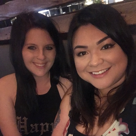 Meet your Posher, Kaley - Picture 2 of 3